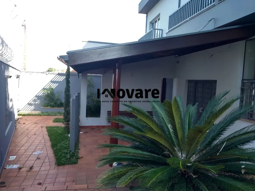 Casa, 6 quartos, 305 m² - Foto 1