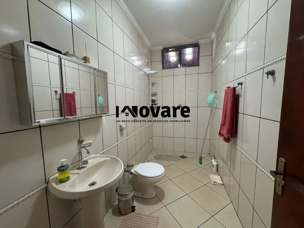 Casa, 3 quartos, 217 m² - Foto 4