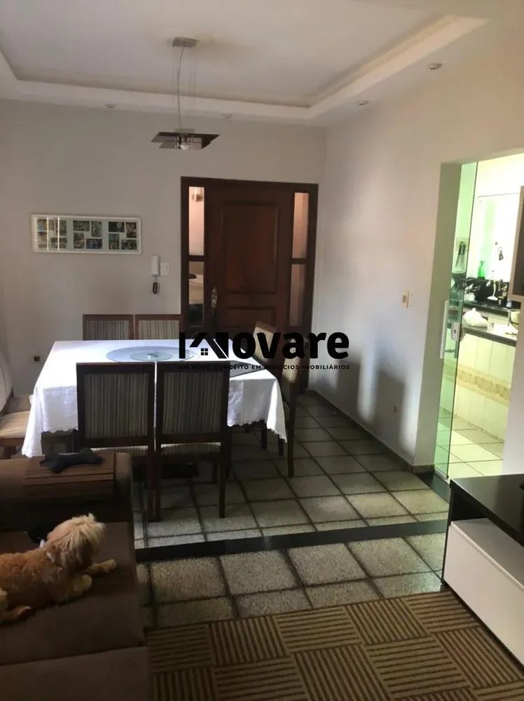 Casa, 3 quartos, 180 m² - Foto 1