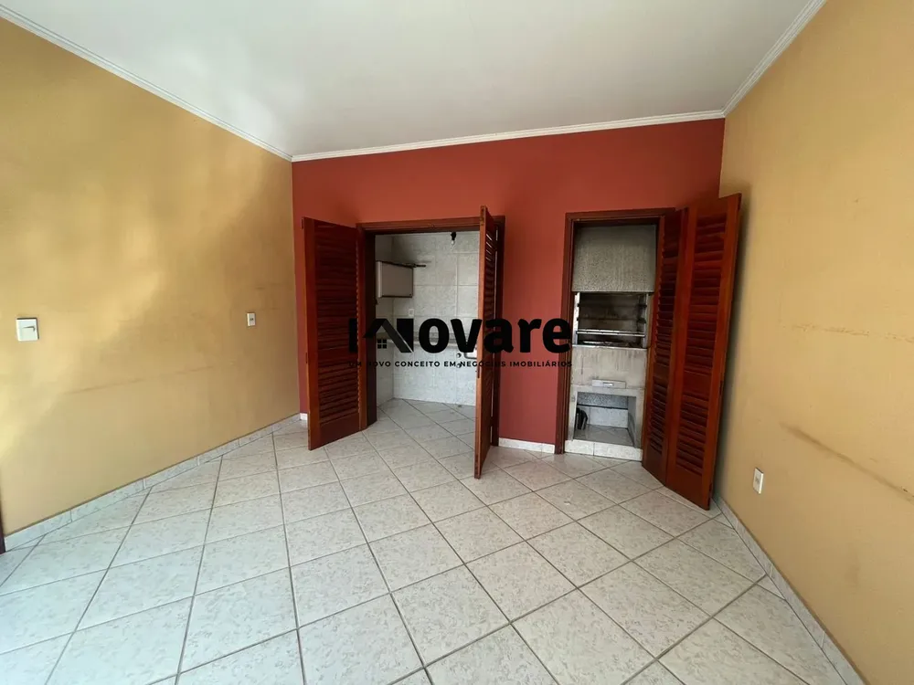 Casa, 4 quartos, 250 m² - Foto 4