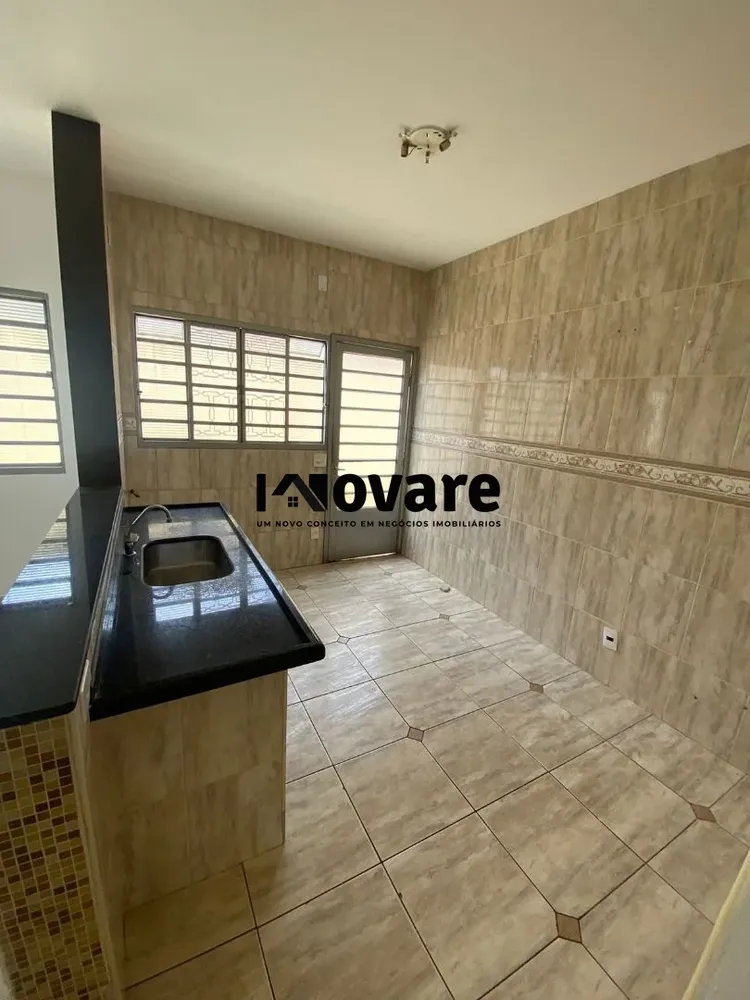 Casa, 3 quartos, 180 m² - Foto 3