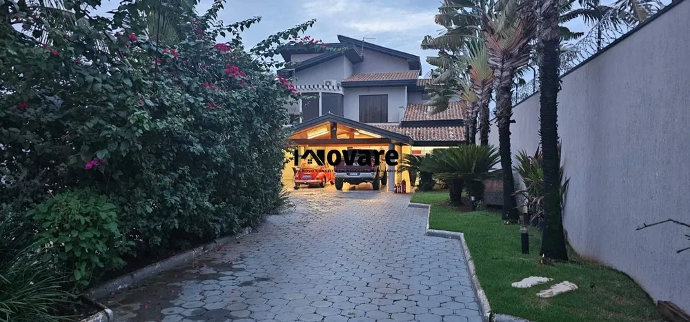 Casa, 5 quartos, 520 m² - Foto 1