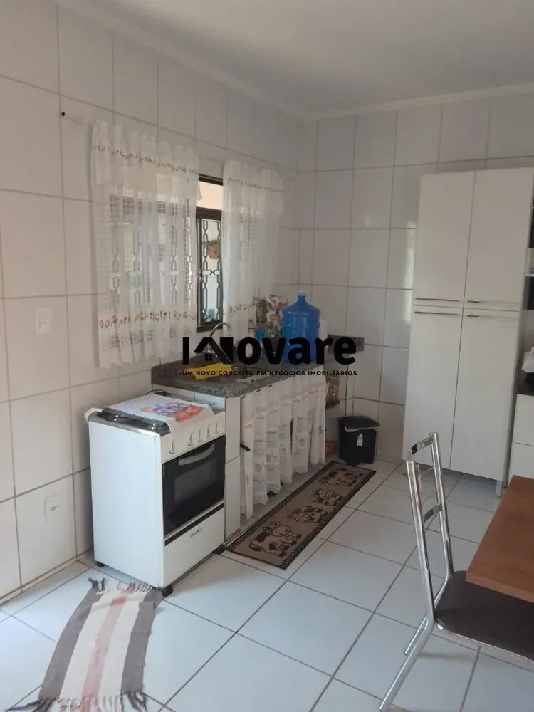 Casa, 3 quartos, 170 m² - Foto 2