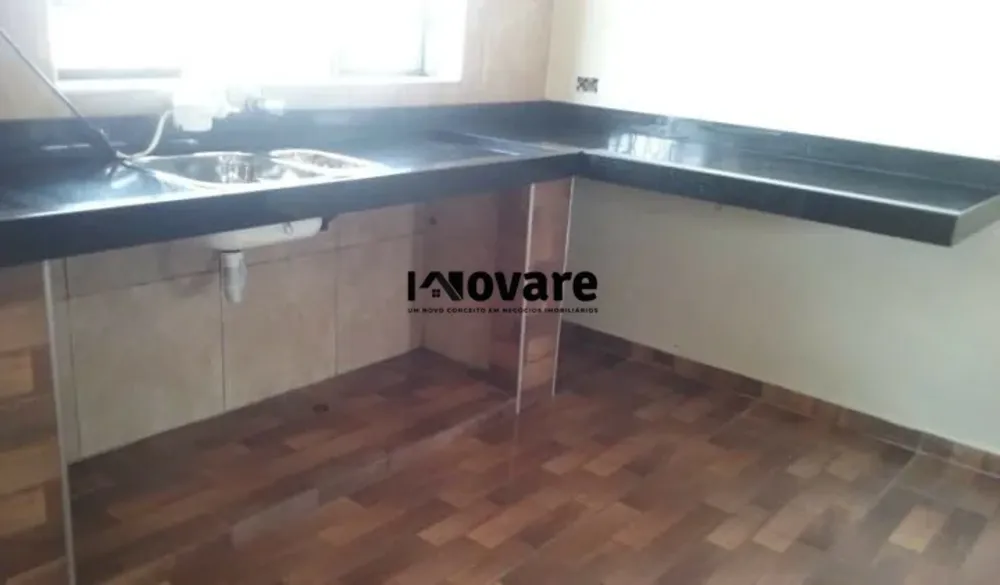 Casa, 1 quarto, 246 m² - Foto 3