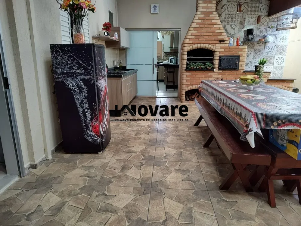 Casa, 3 quartos, 188 m² - Foto 1