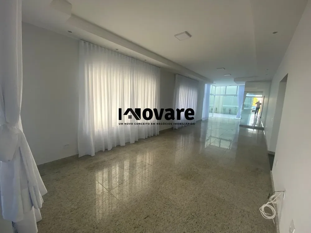 Casa, 3 quartos, 194 m² - Foto 2