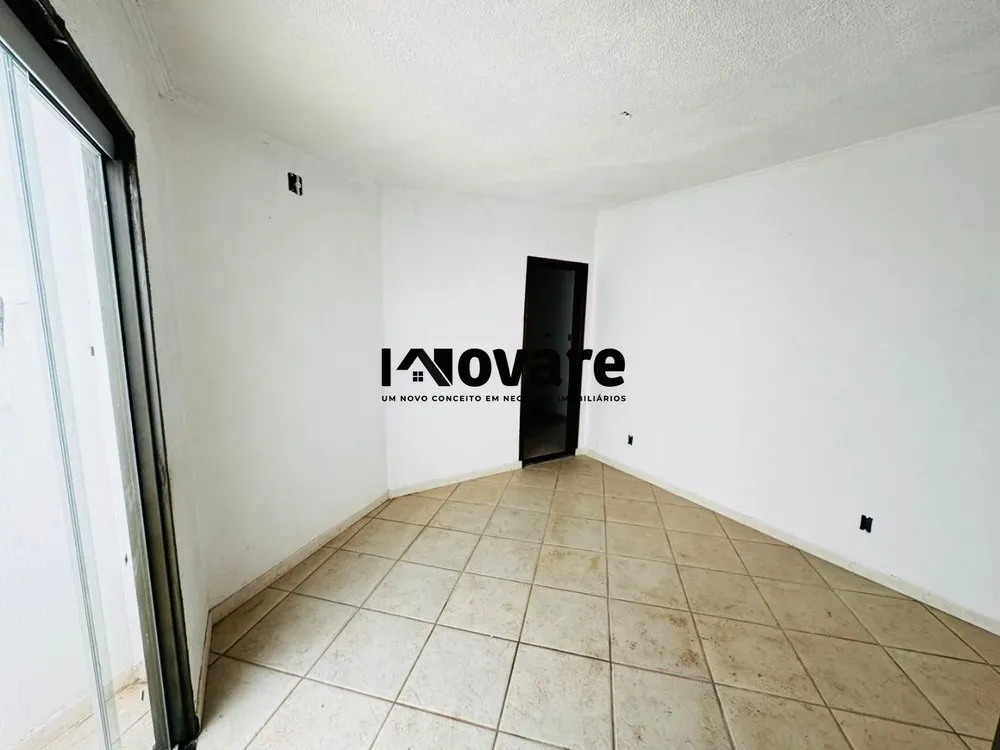 Casa, 3 quartos, 180 m² - Foto 2