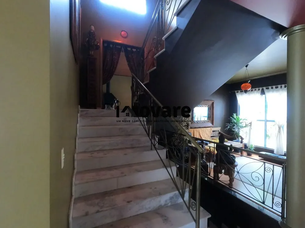Casa, 7 quartos, 400 m² - Foto 1