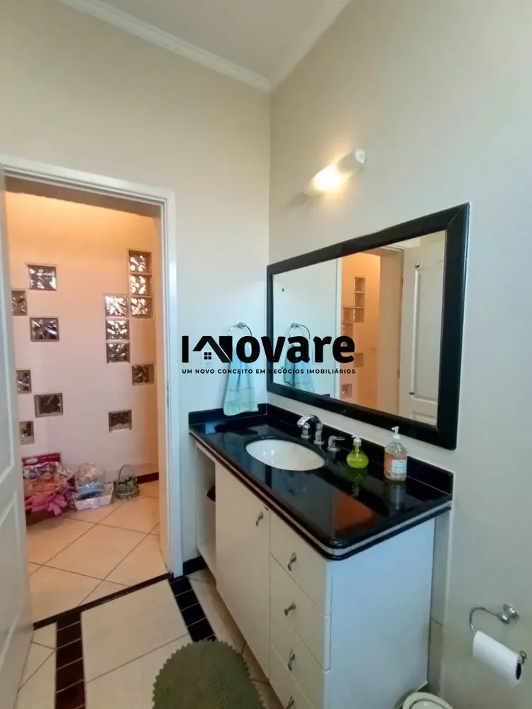 Casa, 5 quartos, 330 m² - Foto 1