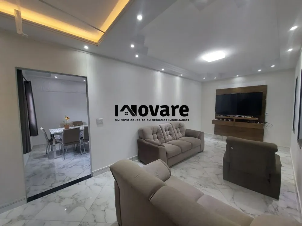 Casa, 3 quartos, 200 m² - Foto 1