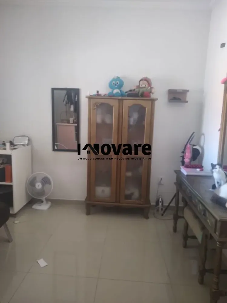Casa, 5 quartos, 180 m² - Foto 1
