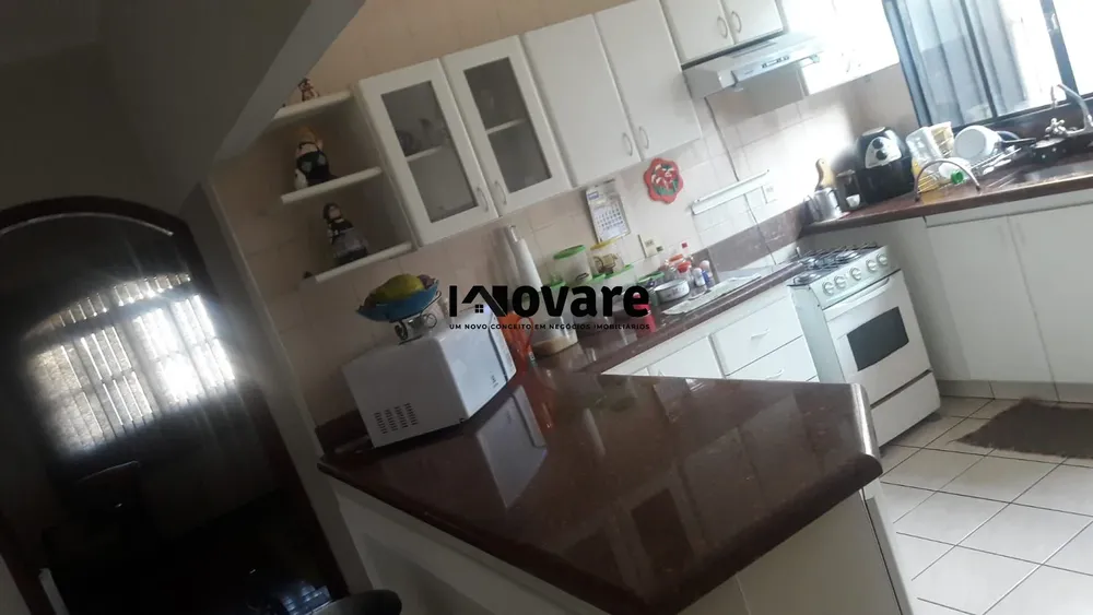 Casa, 3 quartos, 186 m² - Foto 4