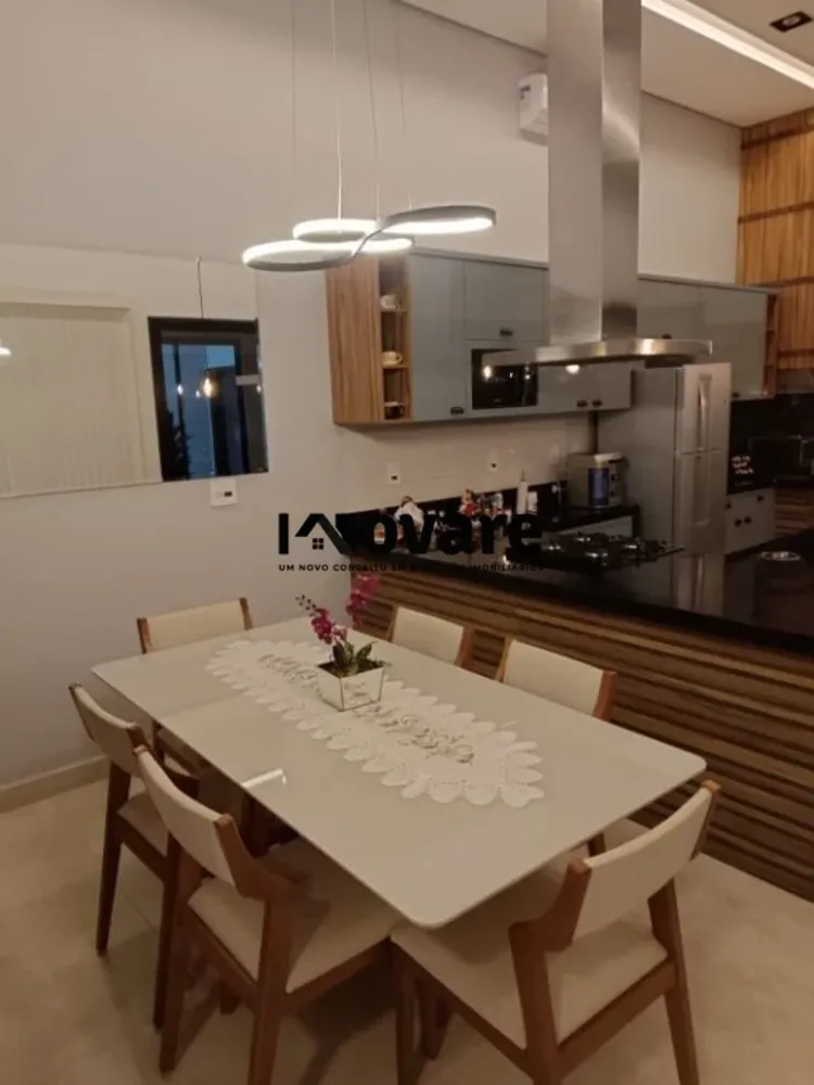 Casa, 3 quartos, 200 m² - Foto 2