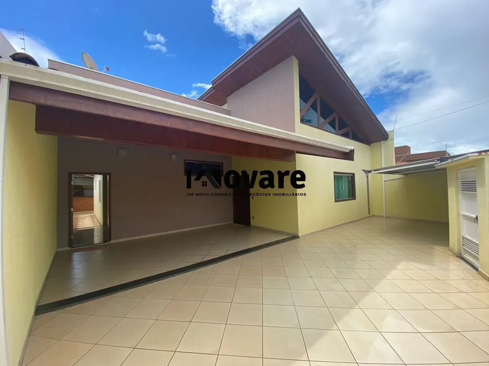 Casa, 3 quartos, 200 m² - Foto 1