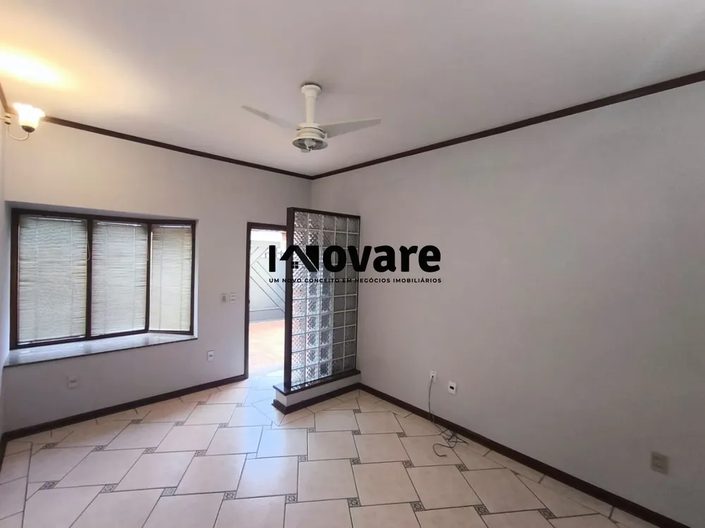 Casa, 3 quartos, 218 m² - Foto 1