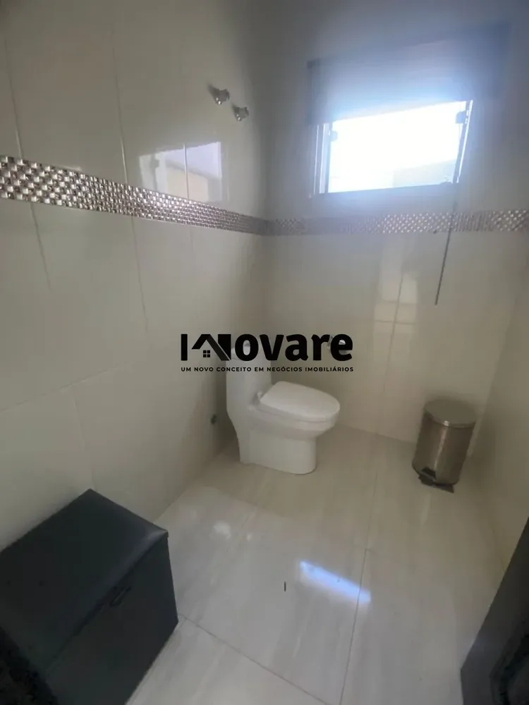 Casa, 3 quartos, 234 m² - Foto 1