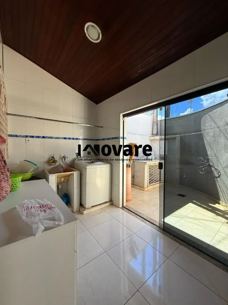 Casa, 3 quartos, 211 m² - Foto 4