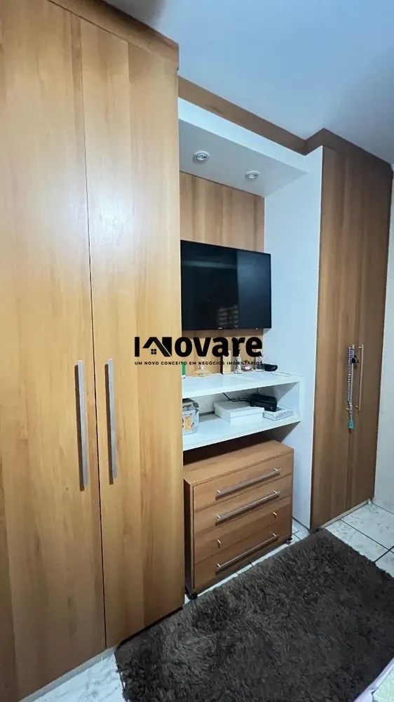 Casa, 3 quartos, 211 m² - Foto 1