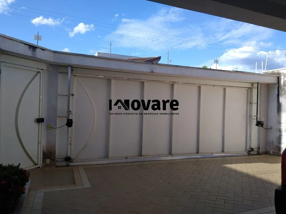 Casa, 4 quartos, 237 m² - Foto 4