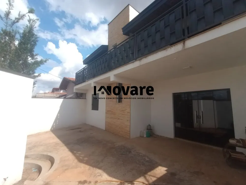 Casa, 4 quartos, 170 m² - Foto 1