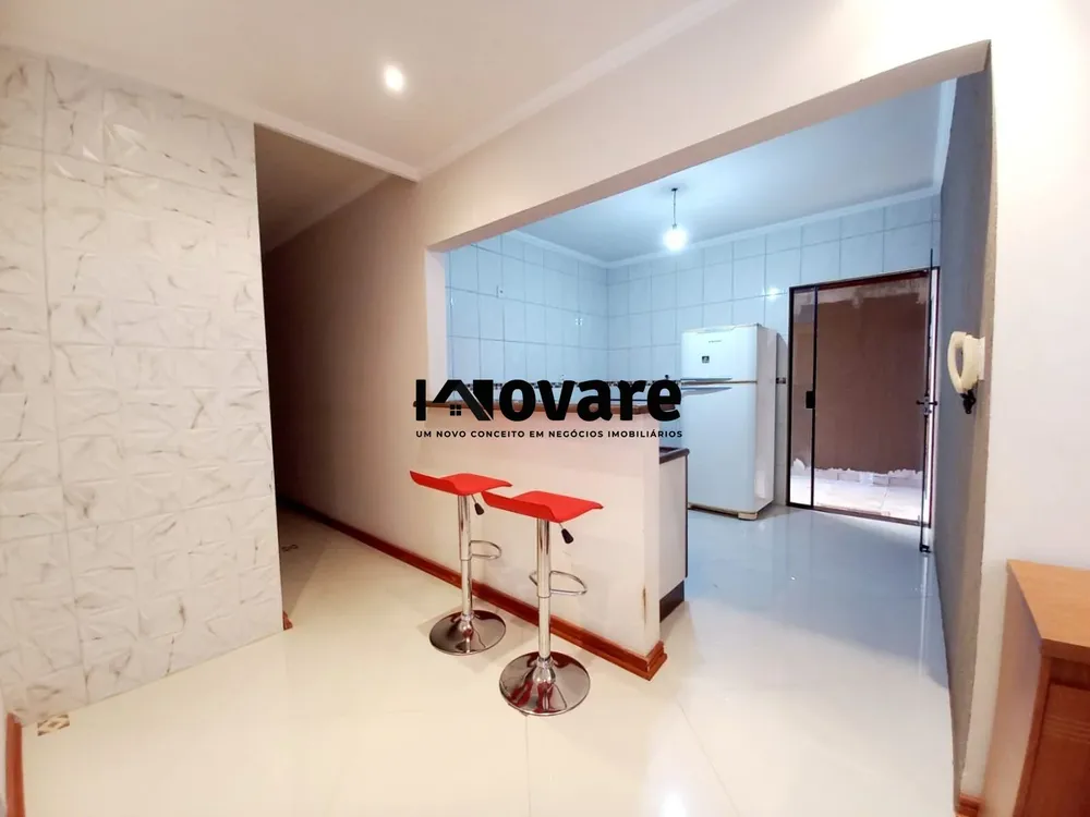 Casa, 3 quartos, 200 m² - Foto 1