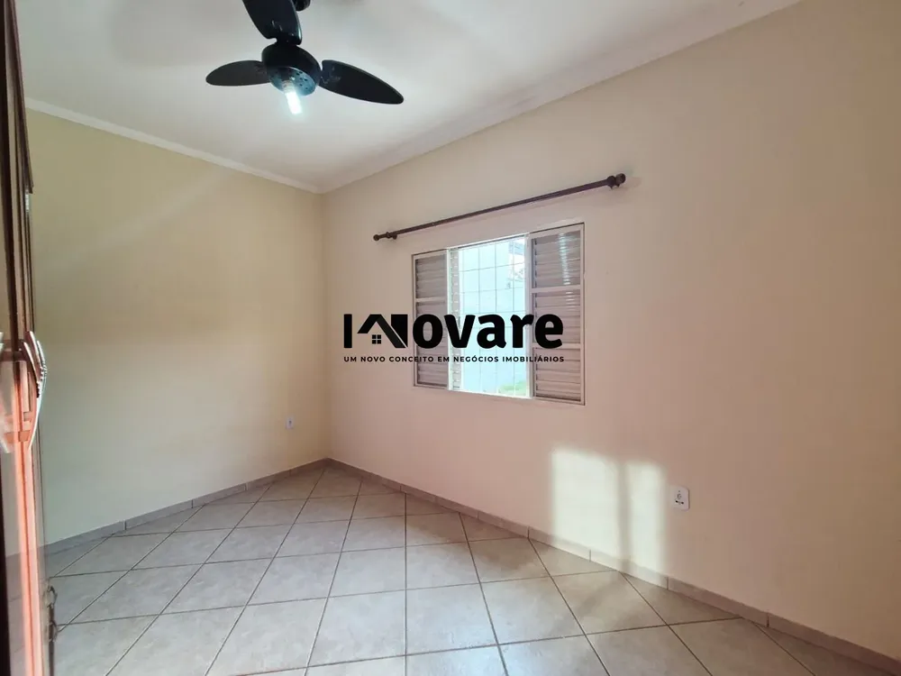 Casa, 3 quartos, 200 m² - Foto 1