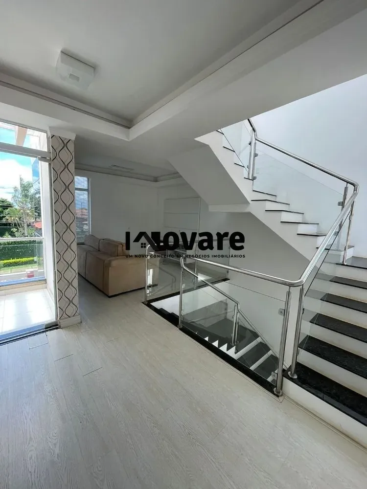 Casa, 3 quartos, 280 m² - Foto 3