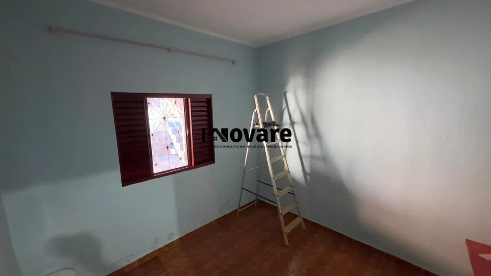 Casa, 3 quartos, 235 m² - Foto 1