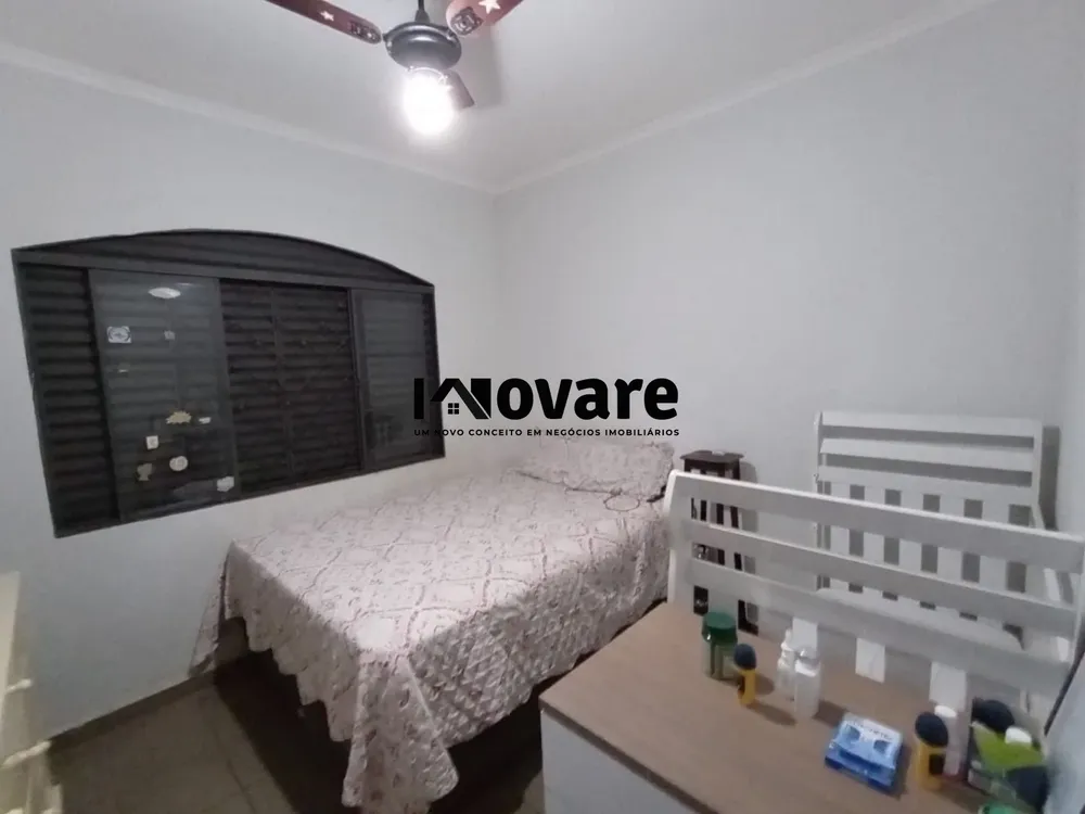 Casa, 3 quartos, 200 m² - Foto 1
