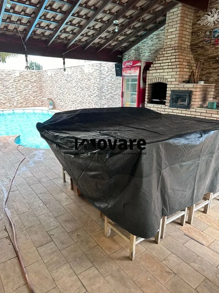 Casa, 5 quartos, 228 m² - Foto 2