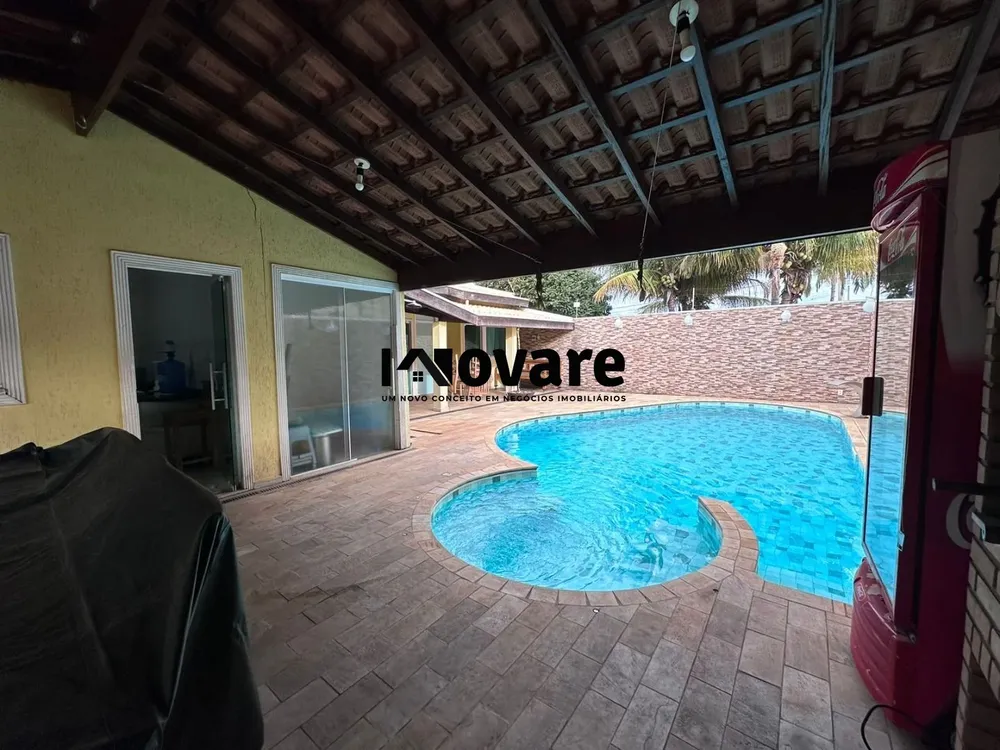 Casa, 5 quartos, 228 m² - Foto 3