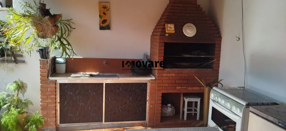 Casa, 4 quartos, 192 m² - Foto 1