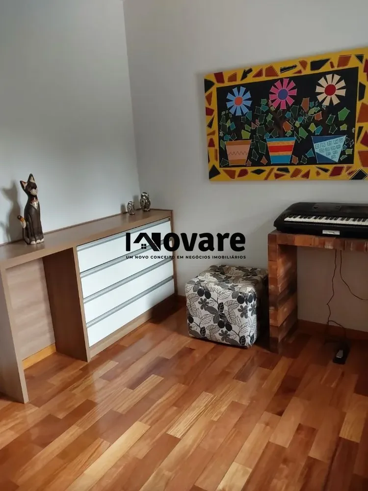 Casa, 3 quartos, 210 m² - Foto 3