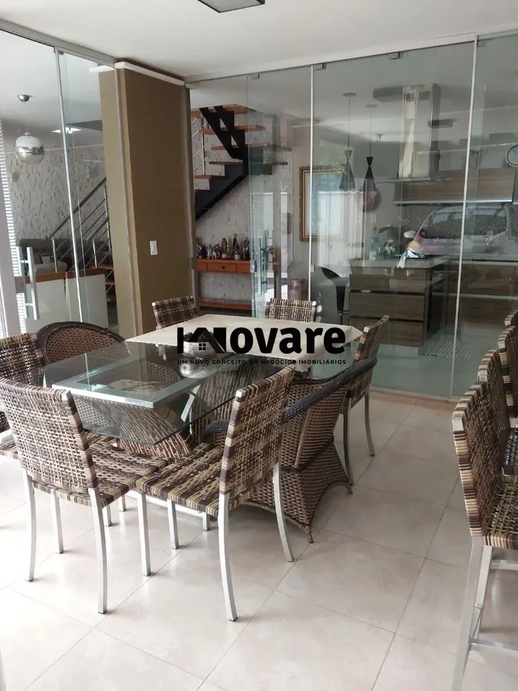 Casa, 3 quartos, 210 m² - Foto 2