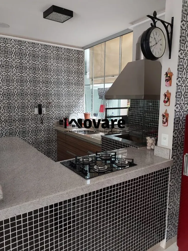 Casa, 3 quartos, 210 m² - Foto 1