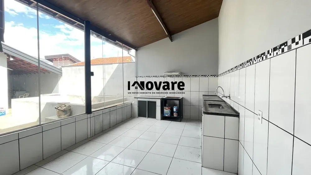 Casa, 4 quartos, 177 m² - Foto 2