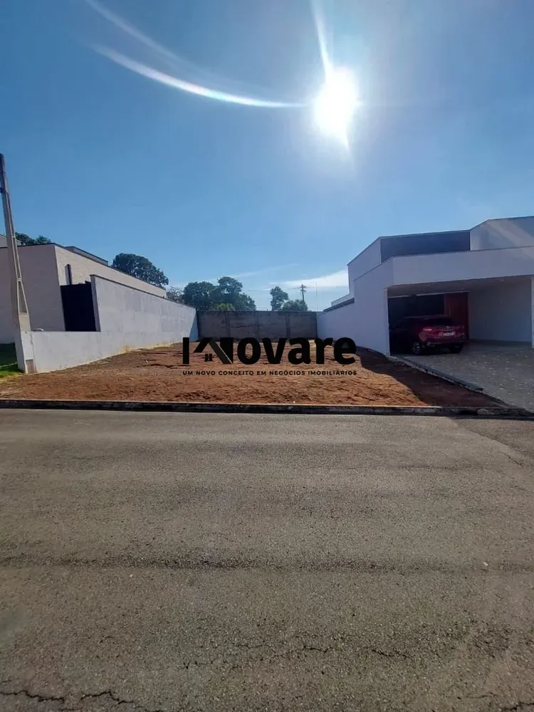 Terreno, 240 m² - Foto 1