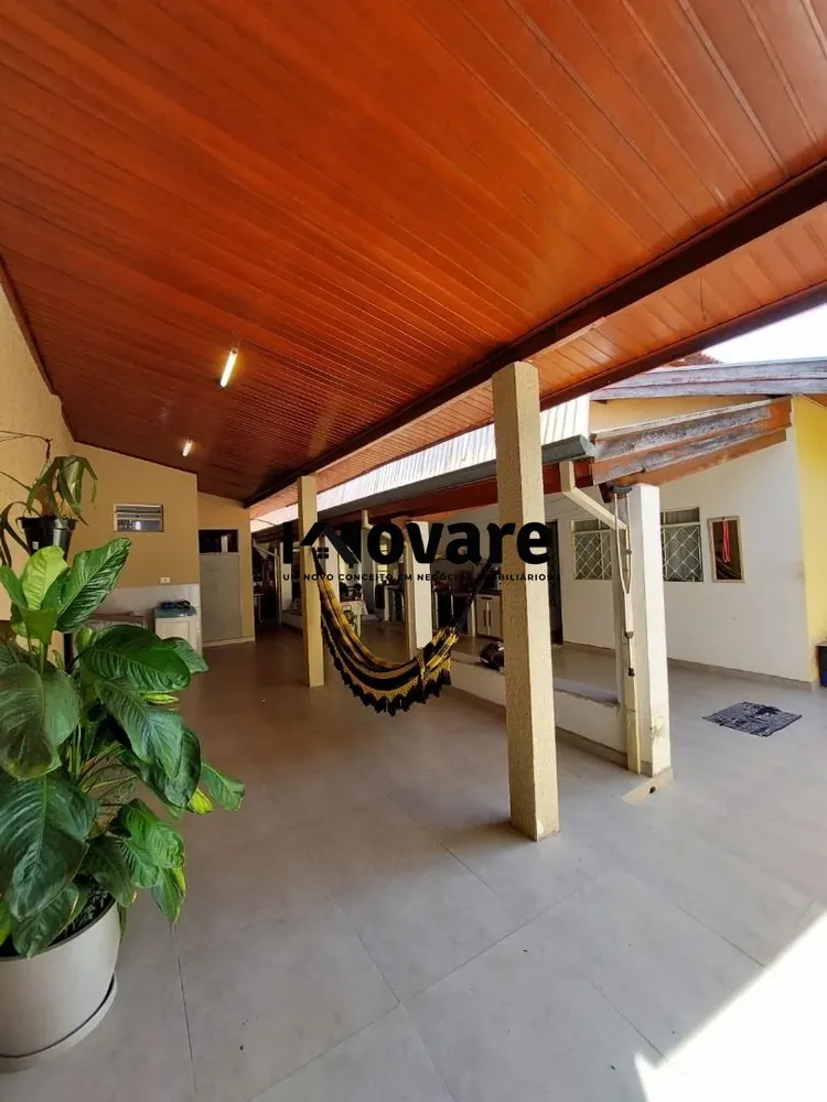 Casa, 3 quartos, 185 m² - Foto 1