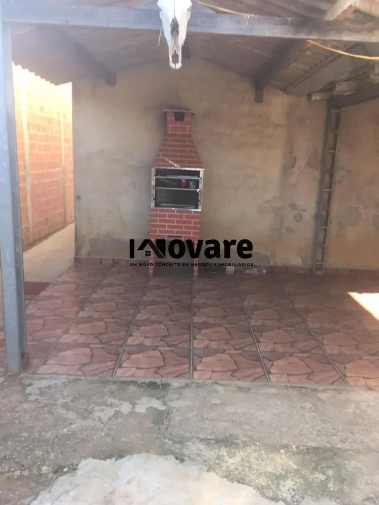 Sítio, 2 quartos, 180 m² - Foto 1