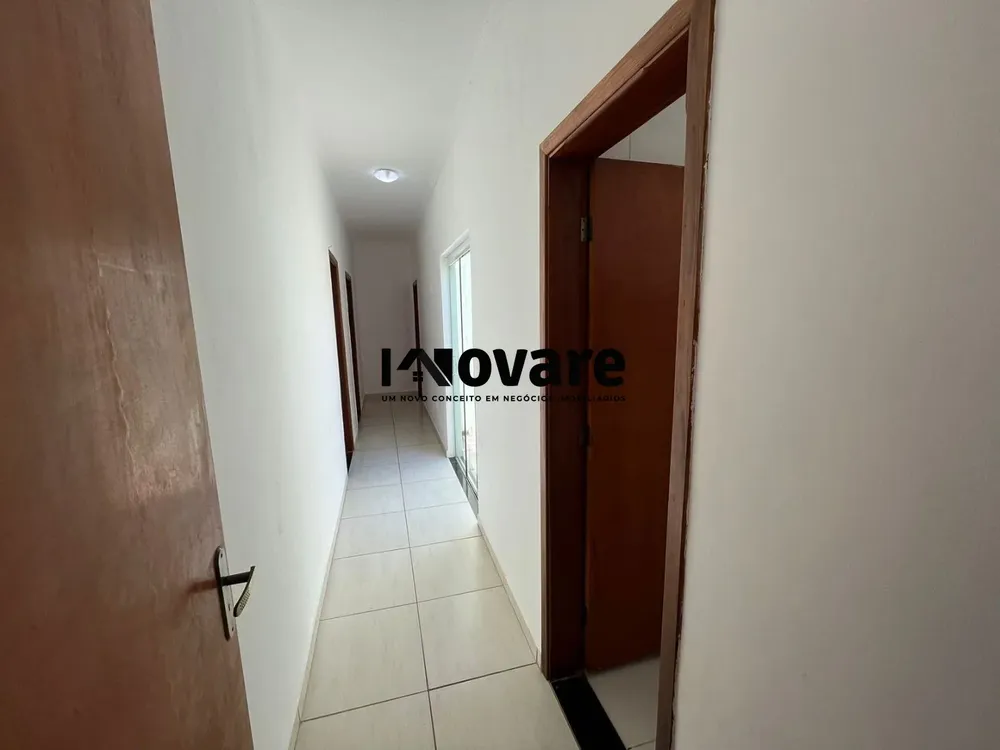 Casa, 3 quartos, 258 m² - Foto 1