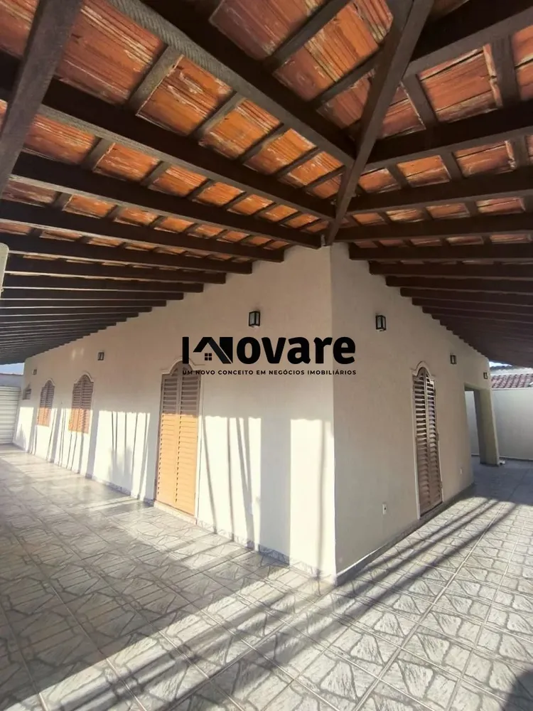 Casa, 3 quartos, 240 m² - Foto 2