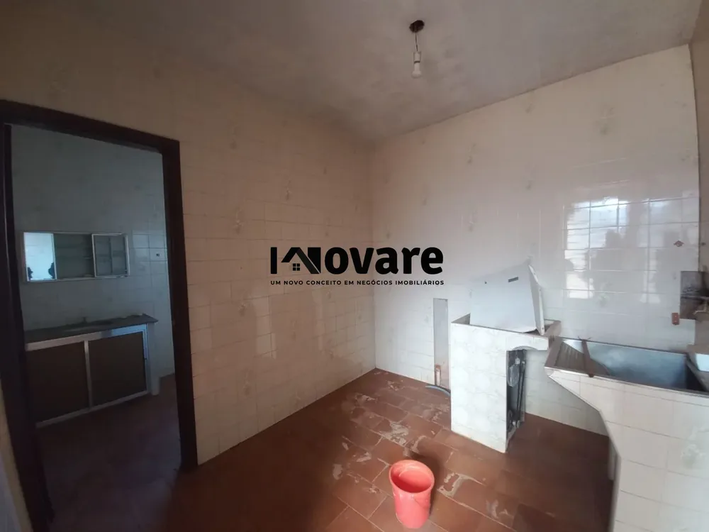 Casa, 3 quartos, 200 m² - Foto 2