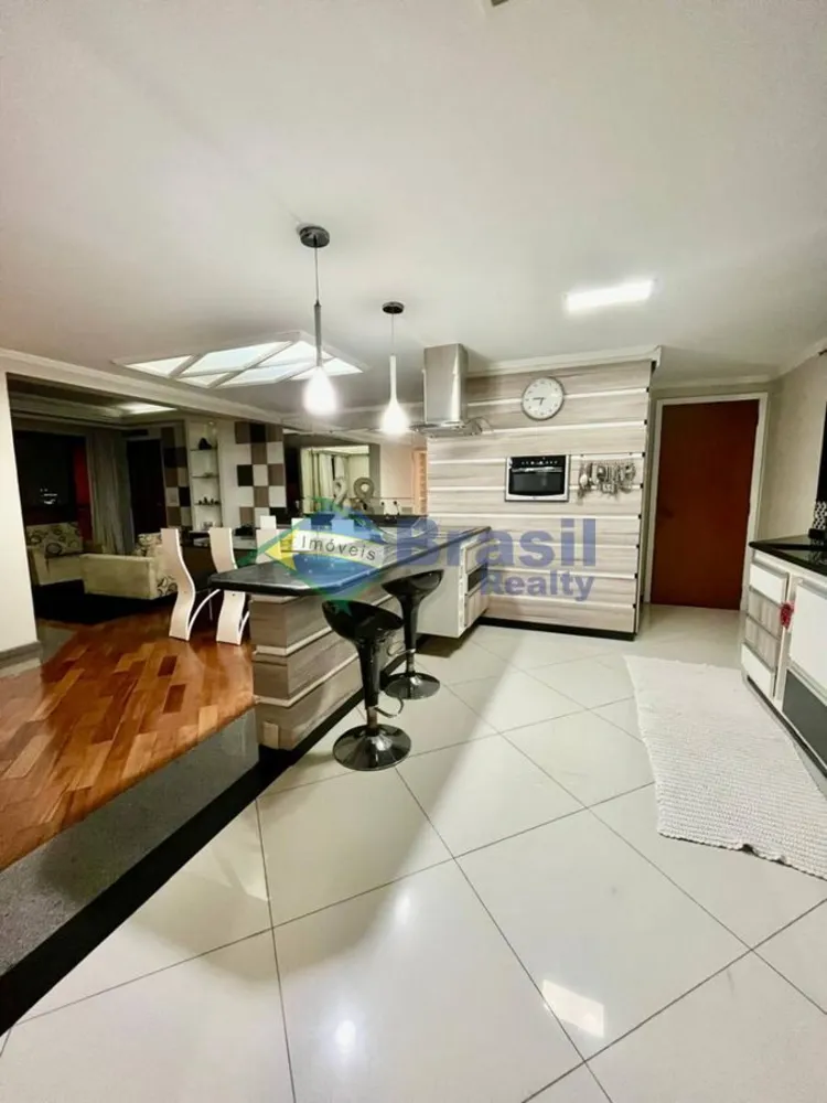 Apartamento, 3 quartos, 132 m² - Foto 1