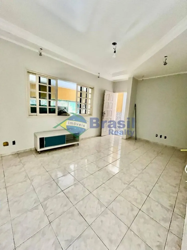 Casa, 3 quartos, 175 m² - Foto 1
