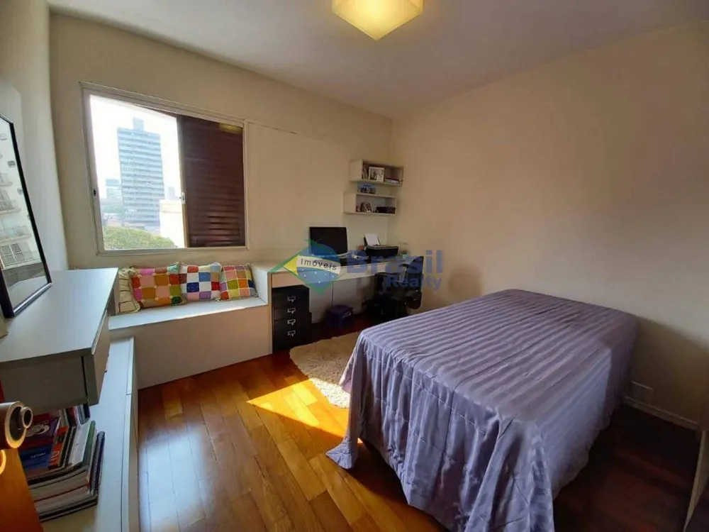Apartamento, 3 quartos, 140 m² - Foto 1