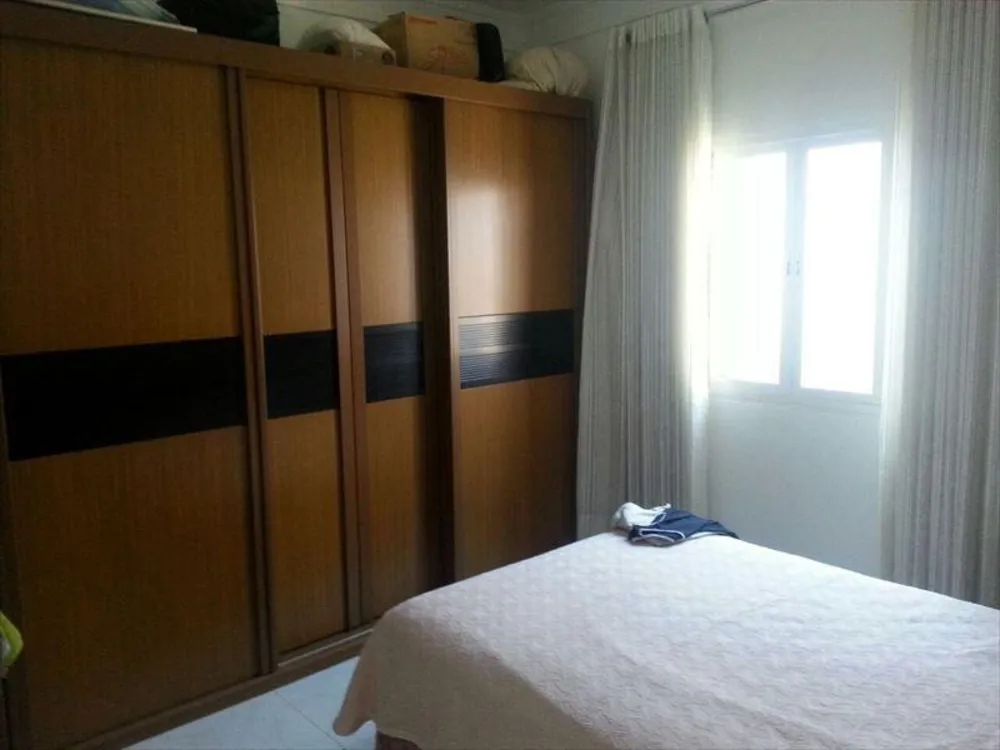 Casa, 3 quartos, 220 m² - Foto 12