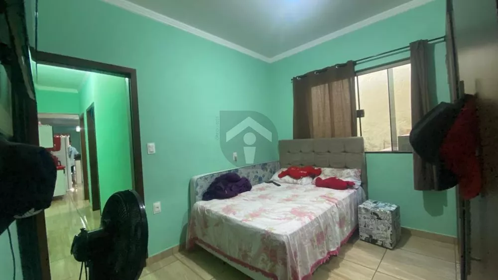 Casa à venda com 2 quartos, 130m² - Foto 8