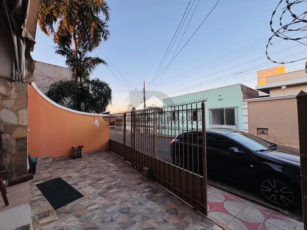 Casa, 3 quartos, 180 m² - Foto 1
