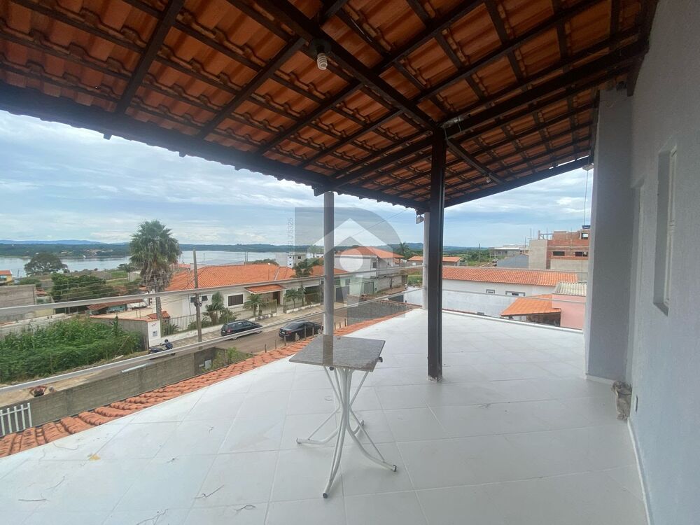 Casa à venda com 4 quartos, 130m² - Foto 4