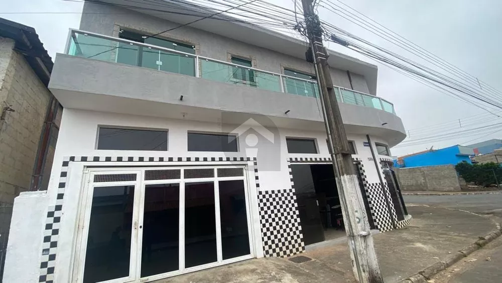 Casa, 3 quartos, 280 m² - Foto 1